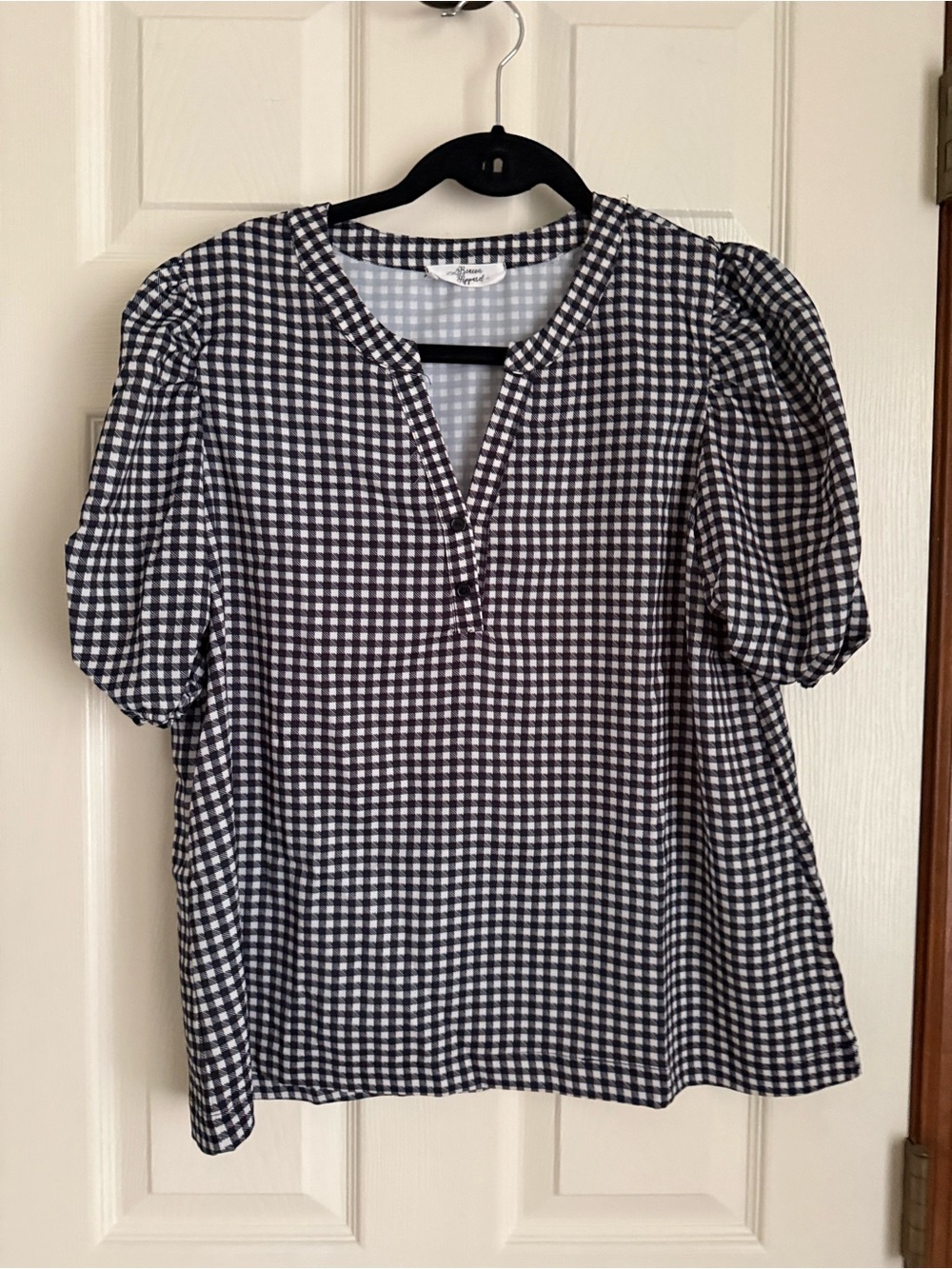 Beacon Apparel Camila Gingham Puff-Sleeve Blouse in Black & White NWOT